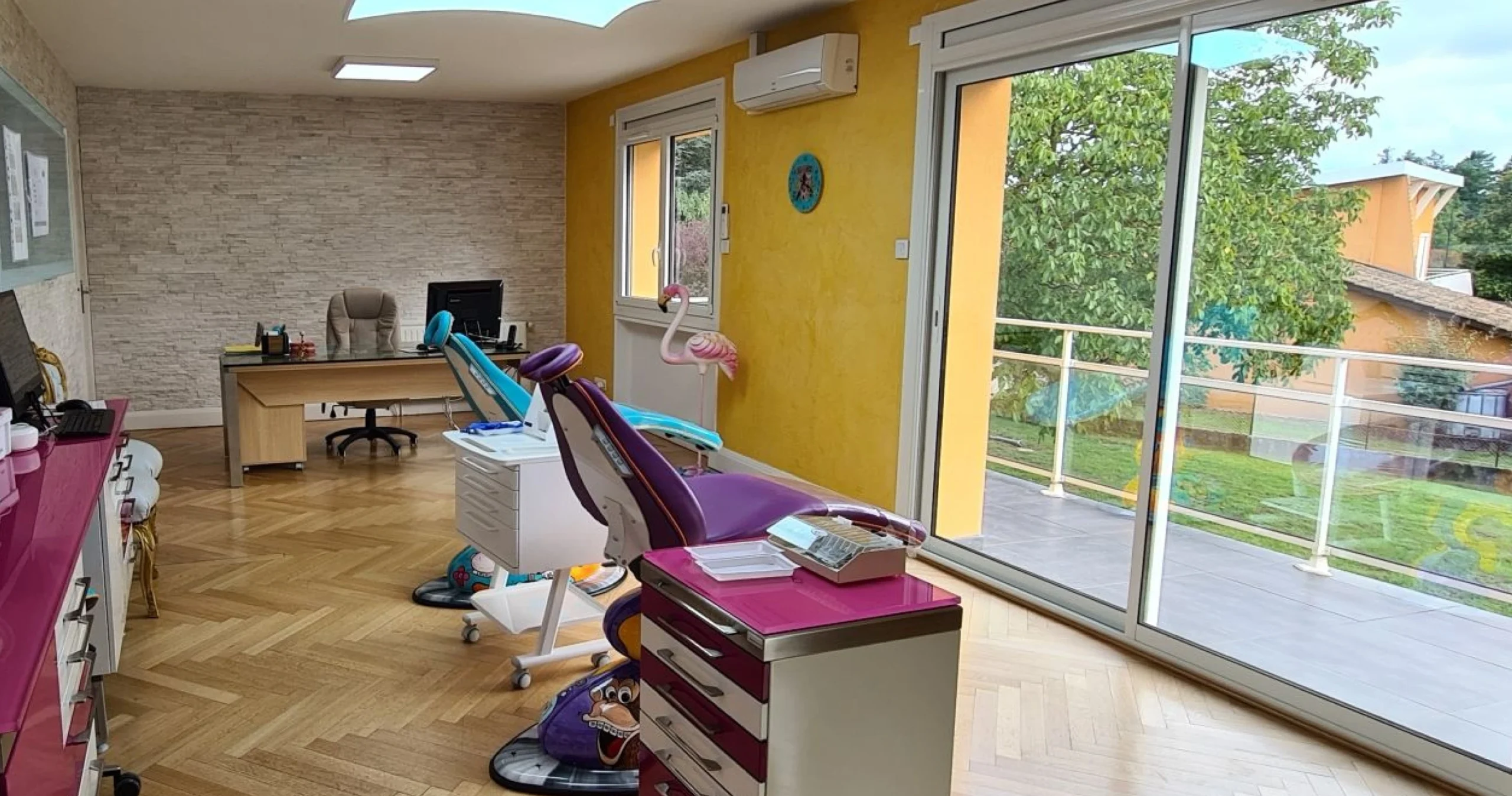 dr-kelly-tilly-vourles-gouttiere